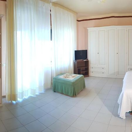 Stylish Apt Terina - Le Lincelle, Lamezia - Bright, Spacious, Elegant And With Terrace SantʼEufemia Lamezia Zewnętrze zdjęcie