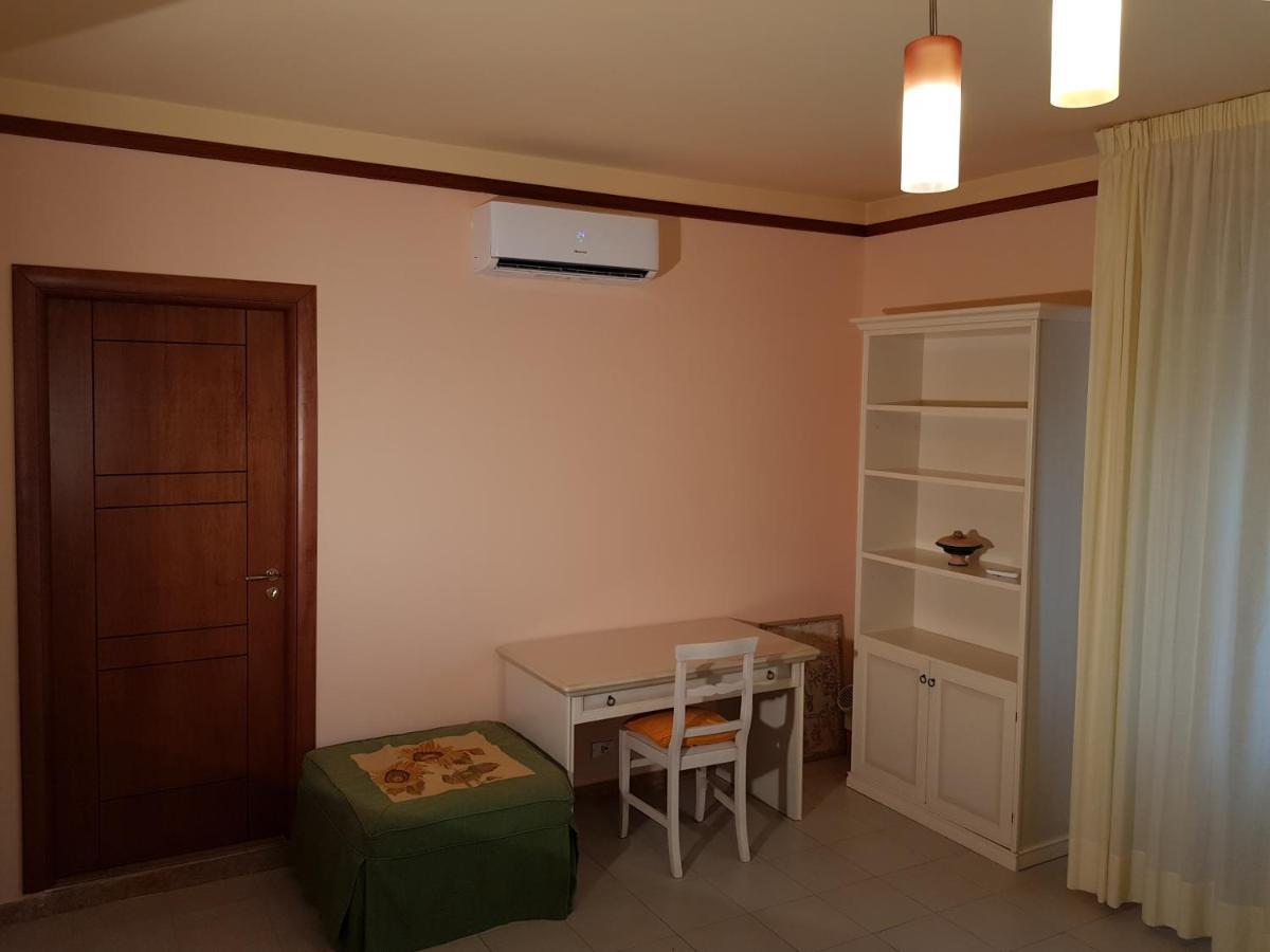 Stylish Apt Terina - Le Lincelle, Lamezia - Bright, Spacious, Elegant And With Terrace SantʼEufemia Lamezia Zewnętrze zdjęcie